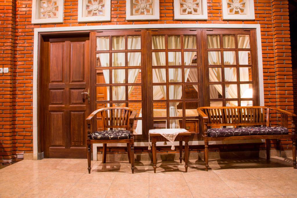 Ari La Homestay Ubud Exterior foto